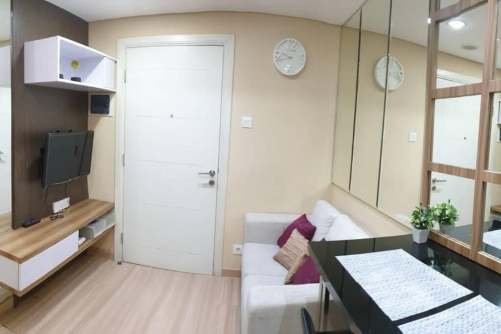 1 Bedroom Apartment Near Central Park Mall Jakarta Exterior foto